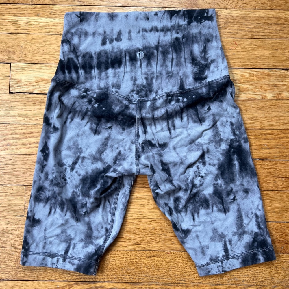 LuLu Biker Shorts